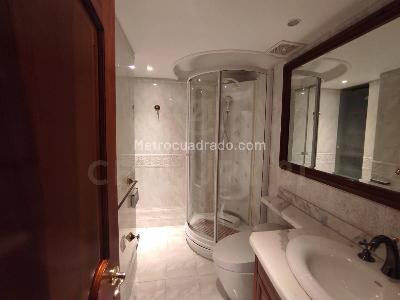 Apartamento de 2 alcobas en venta en Bella Suiza, Bogotá, 175 m² · foto 18 de 21