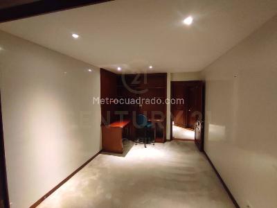 Apartamento de 2 alcobas en venta en Bella Suiza, Bogotá, 175 m² · foto 20 de 21