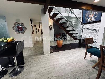 Casa de 4 alcobas en venta en La Esmeralda, Bogotá, 168 m² · foto 5 de 20