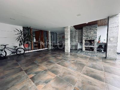 Casa de 4 alcobas en venta en La Esmeralda, Bogotá, 168 m² · foto 16 de 20