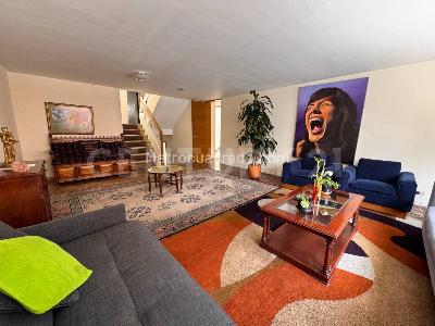 Casa en venta en Santa Paula, Bogotá · foto 2 de 20