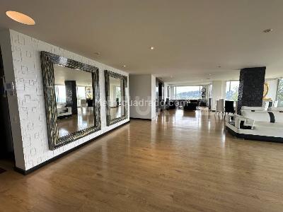 Apartamento en venta en Cerros De Suba, Bogotá · foto 2 de 20