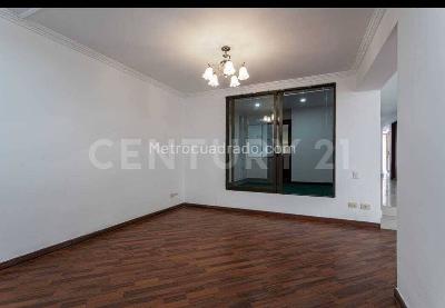 Casa de 3 alcobas en venta en Santa Paula, Bogotá, 230 m² · foto 10 de 18