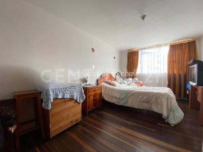 Casa de 5 alcobas en venta en Tunjuelito, Bogotá, 151 m² · foto 10 de 14