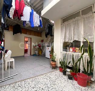 Casa de 5 alcobas en venta en Tunjuelito, Bogotá, 151 m² · foto 13 de 14