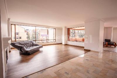 Apartamento en venta en Chico, Bogotá · foto 3 de 20
