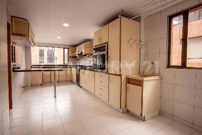 Apartamento en venta en Chico, Bogotá · foto 7 de 20