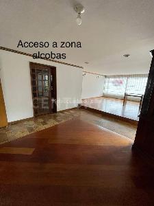 Apartamento en venta en El Chico, Bogotá · foto 7 de 19