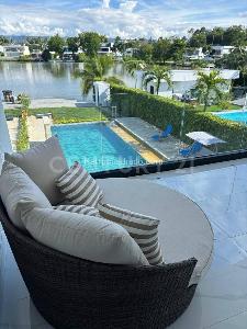 Casa de 4 alcobas en venta en Condomino Lagos Del Peñon, Girardot, 579 m² · foto 7 de 18