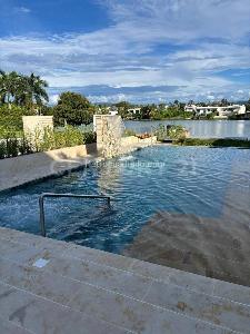 Casa de 4 alcobas en venta en Condomino Lagos Del Peñon, Girardot, 579 m² · foto 9 de 18
