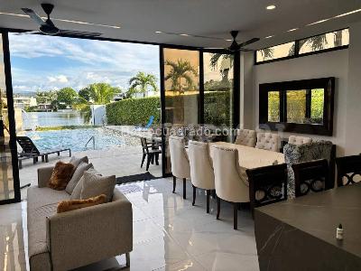 Casa de 4 alcobas en venta en Condomino Lagos Del Peñon, Girardot, 579 m² · foto 16 de 18
