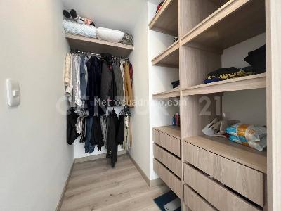 Apartamento de 2 alcobas en venta en Reserva Del Lago 3, Cajicá, 66 m² · foto 9 de 11