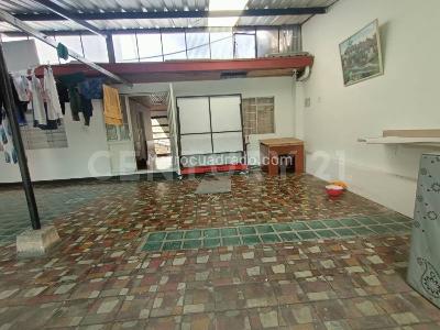 Casa de 5 alcobas en venta en Corferias, Bogotá, 210 m² · foto 4 de 20
