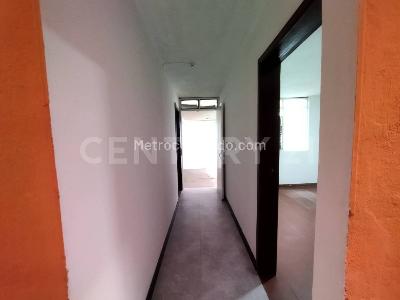 Casa de 5 alcobas en venta en Los Alamos, Bogotá, 161 m² · foto 7 de 20