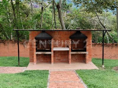 Apartamento de 3 alcobas en venta en El Salado, Ibagué, 51 m² · foto 13 de 19