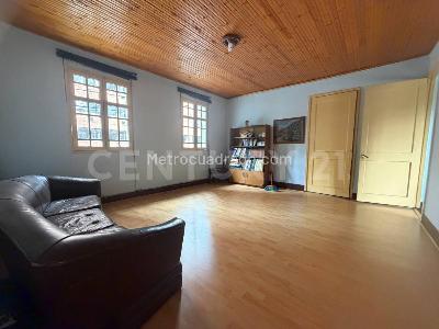 Casa de 5 alcobas en venta en Teusaquillo, Bogotá, 472 m² · foto 10 de 19