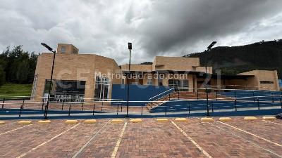 Casa de 4 alcobas en venta en Bosques De Alcaparros, Cajicá, 400 m² · foto 18 de 20