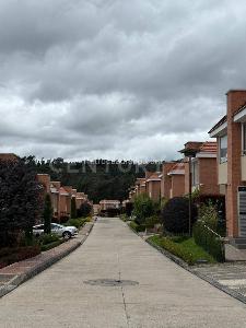 Casa de 4 alcobas en venta en Bosques De Alcaparros, Cajicá, 400 m² · foto 19 de 20