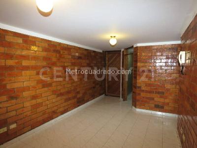 Apartamento de 2 alcobas en venta en Altos De San Gabriel, Bogotá, 48 m² · foto 4 de 15