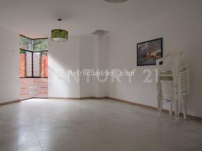 Apartamento de 2 alcobas en venta en Altos De San Gabriel, Bogotá, 48 m² · foto 13 de 15