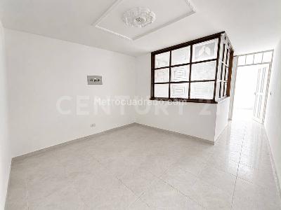 Casa de 4 alcobas en venta en Suba Pinar, Bogotá, 21 m² · foto 2 de 13