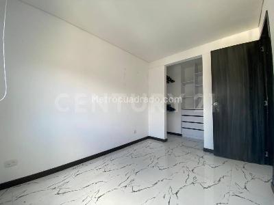 Apartamento en venta en Ciudad Jardin, Bogotá · foto 4 de 9