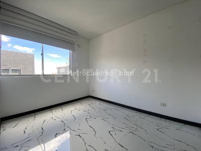 Apartamento en venta en Ciudad Jardin, Bogotá · foto 5 de 9