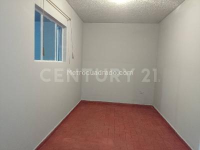 Apartamento de 3 alcobas en arriendo en Ciudad Jardin, Bogotá, 70 m² · foto 4 de 12