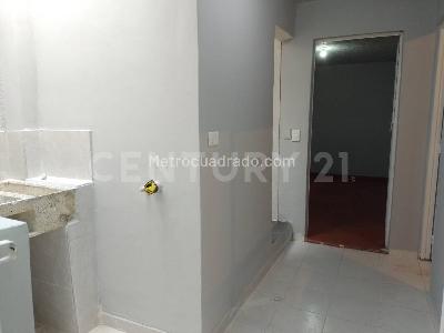 Apartamento de 3 alcobas en arriendo en Ciudad Jardin, Bogotá, 70 m² · foto 11 de 12