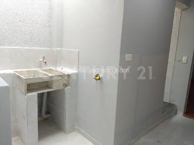 Apartamento de 3 alcobas en arriendo en Ciudad Jardin, Bogotá, 70 m² · foto 12 de 12