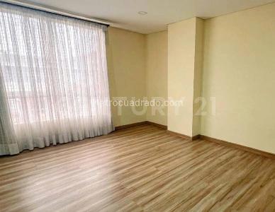 Apartamento de 2 alcobas en venta en Quinta Paredes, Bogotá, 65 m² · foto 7 de 16