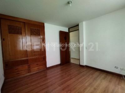 Apartamento de 3 alcobas en arriendo en Santa Isabel, Bogotá, 111 m² · foto 12 de 18