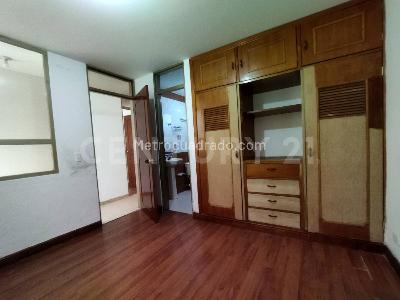 Apartamento de 3 alcobas en arriendo en Santa Isabel, Bogotá, 111 m² · foto 13 de 18