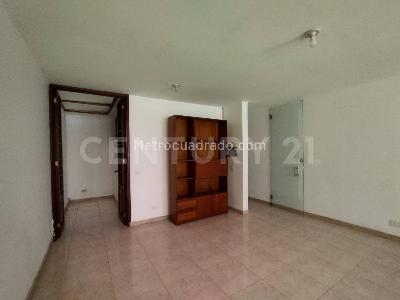 Apartamento de 3 alcobas en arriendo en Santa Isabel, Bogotá, 111 m² · foto 3 de 18