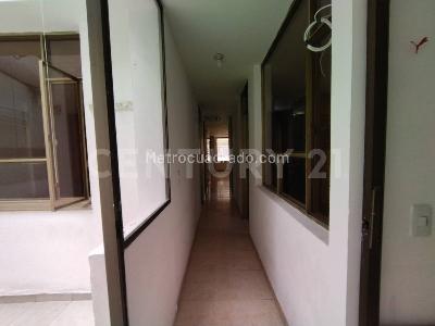 Apartamento de 3 alcobas en arriendo en Santa Isabel, Bogotá, 111 m² · foto 8 de 18