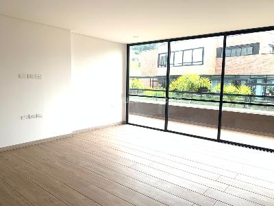 Apartamento en venta en Loma Del Escobero, Envigado · foto 6 de 11
