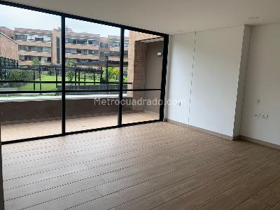Apartamento en venta en Loma Del Escobero, Envigado · foto 8 de 11