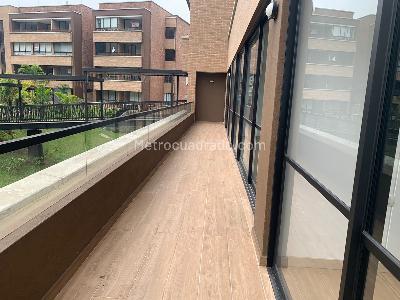 Apartamento en venta en Loma Del Escobero, Envigado · foto 9 de 11
