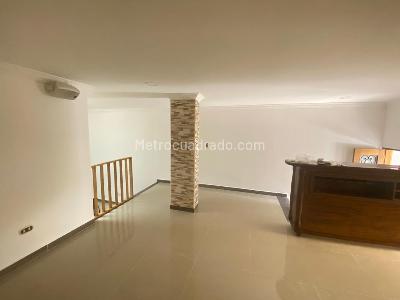 Apartamento en arriendo en Los Colores, Medellín · foto 4 de 11