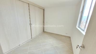 Apartamento de 3 alcobas en venta en Santa Ana, Bello, 55 m² · foto 7 de 9