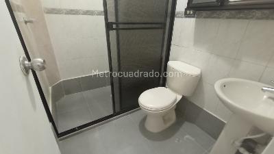 Casa de 4 alcobas en arriendo en Alameda, Medellín, 175 m² · foto 7 de 8