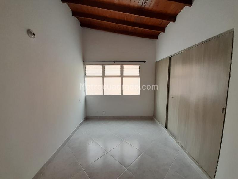 3BR Apartment in Calasanz (160 m²) - 4