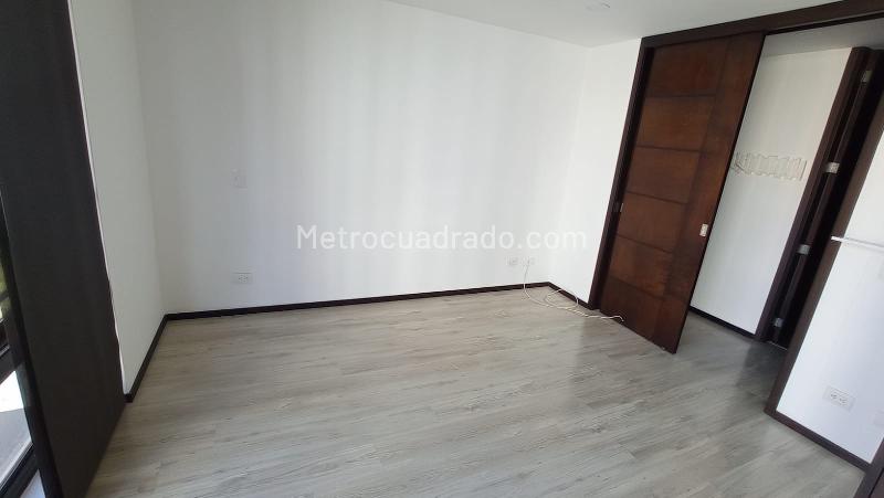 Hermoso Estudio de 1 Alcoba en Los Conquistadores - 5