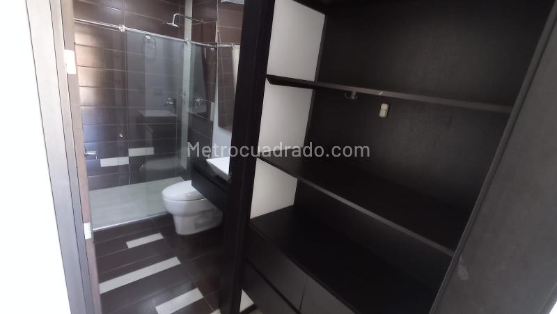 Hermoso Estudio de 1 Alcoba en Los Conquistadores - 9