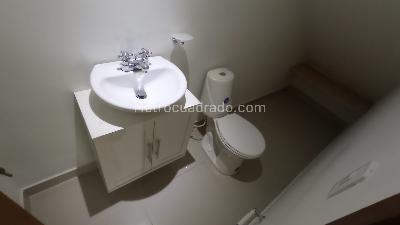 Apartamento de 2 alcobas en arriendo en San Bernardo, Medellín, 65 m² · foto 8 de 8