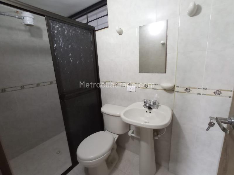 Apartamento de 2 Alcobas en Loma del Indio con Buenas Zonas Comunes - 7