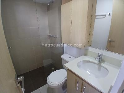 Apartamento de 3 alcobas en venta en Cabañitas, Bello, 58 m² · foto 3 de 14