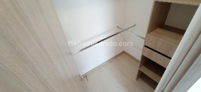 Apartamento en venta en Loma De San Jose, Sabaneta · foto 8 de 10