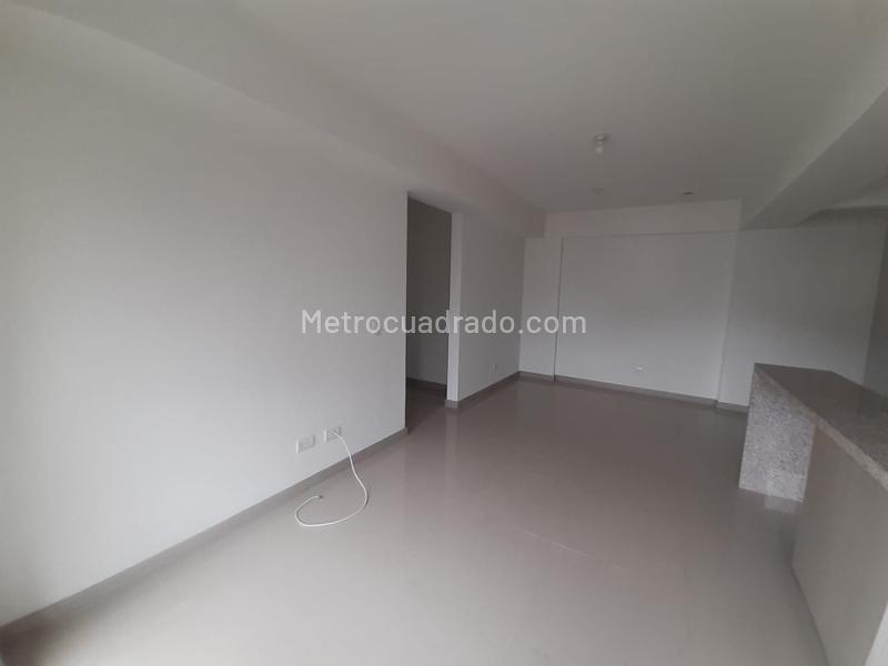 Apartamento en Arriendo, Prados De Sabaneta, Sabaneta - 3