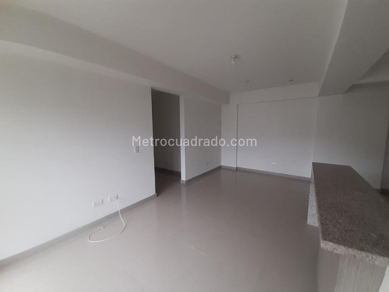 Apartamento en Arriendo, Prados De Sabaneta, Sabaneta - 5